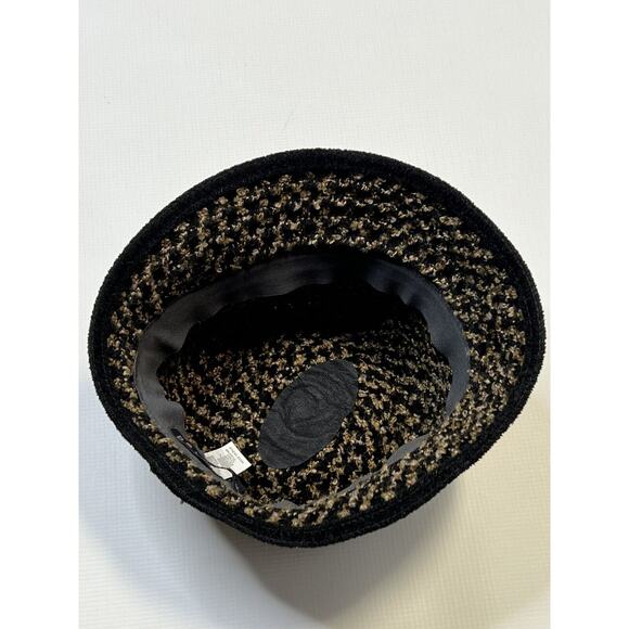 Betmar Cloche Hat One Size New York Willow Knit Boucle Bucket Flower Black Brown - Picture 8 of 9